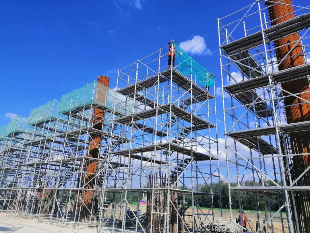 盤扣式腳手架相比傳統式腳手架有哪些優勢？(圖1)